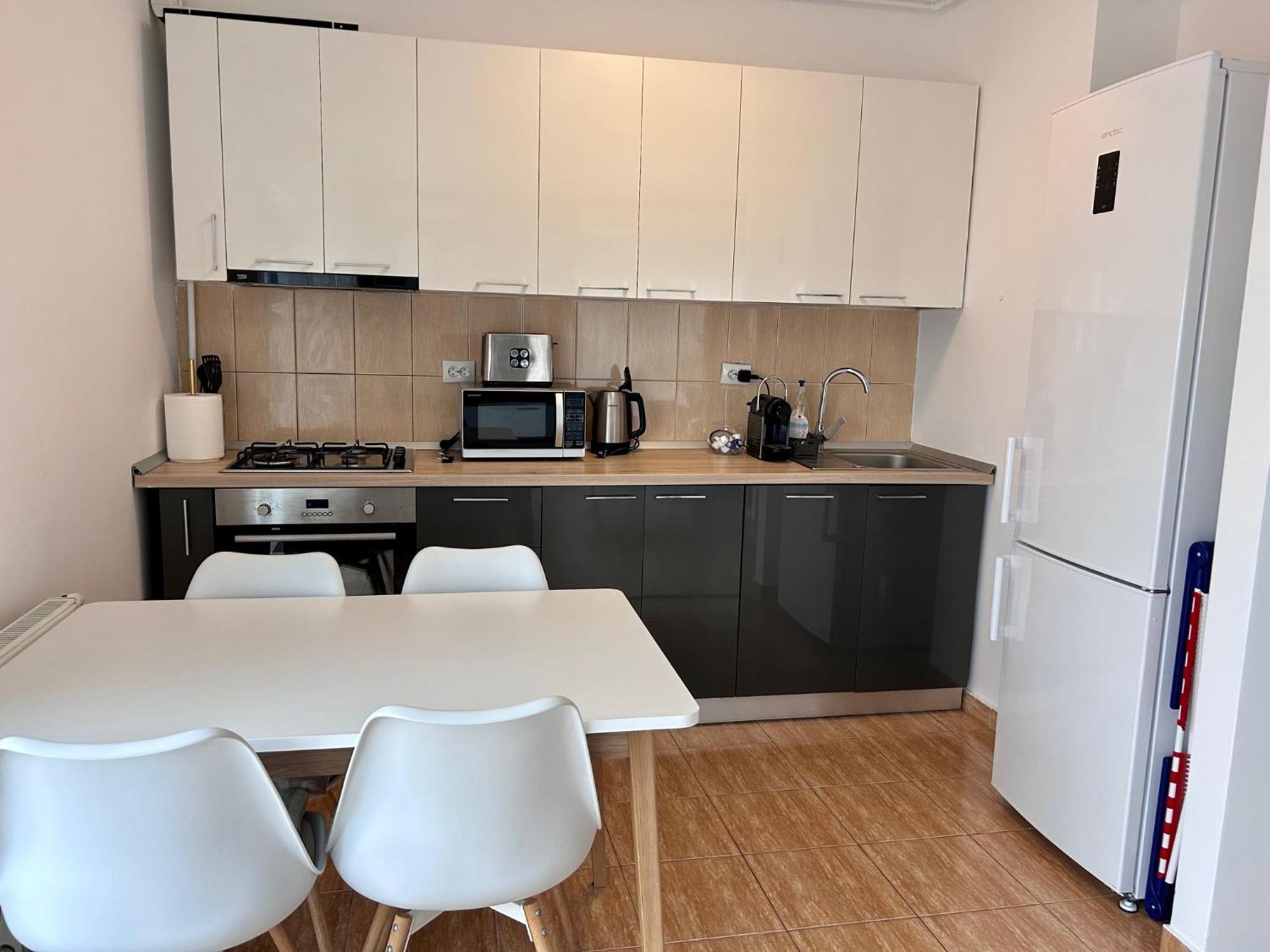 Sunrise Apartment Бухарест Екстер'єр фото