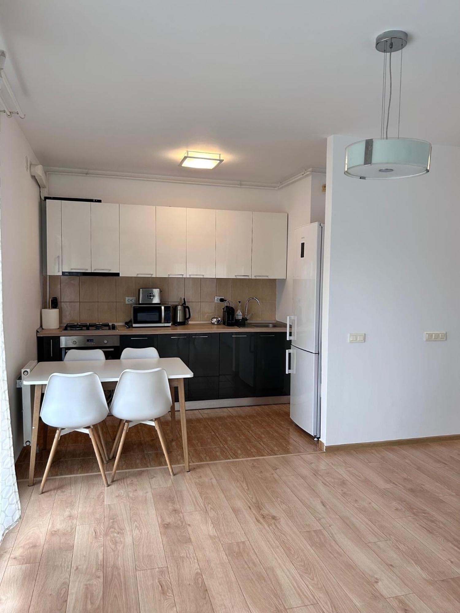 Sunrise Apartment Бухарест Екстер'єр фото